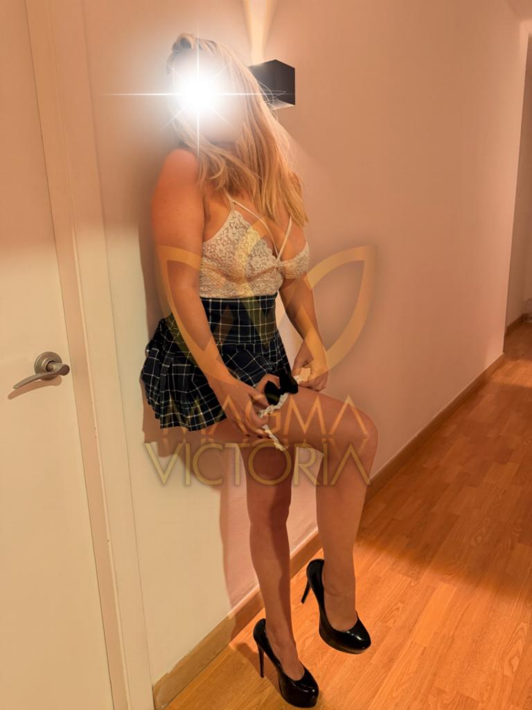 641351787: Chica busca chico en Granada