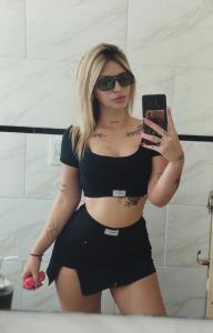 661169225: Chica busca chico en Albacete