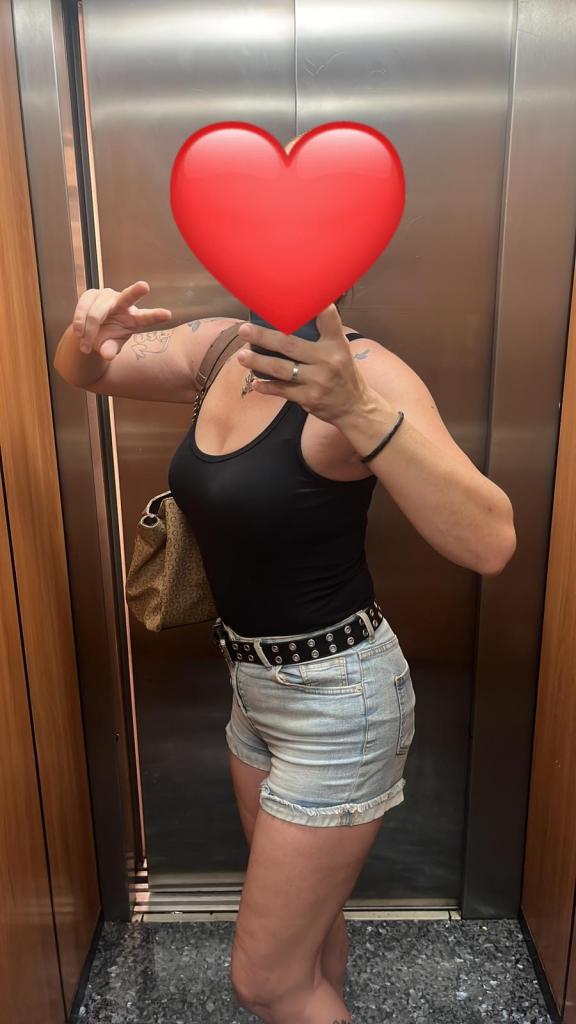 Chica busca chico en Almería: 