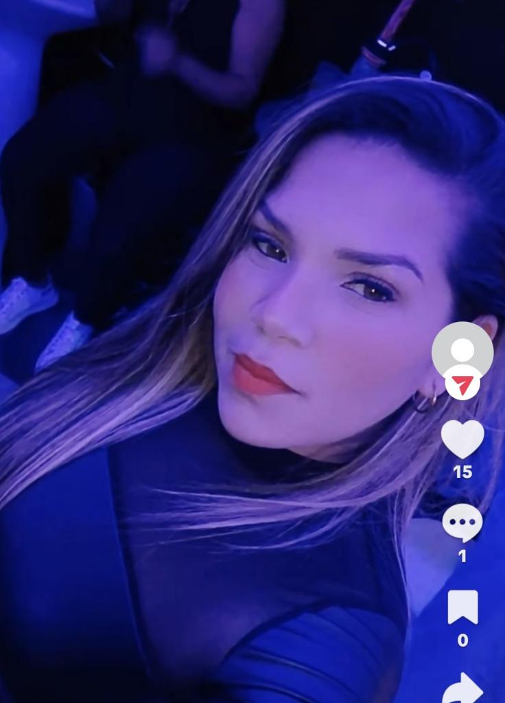 Chica busca chico en Vizcaya: Chica busca chico