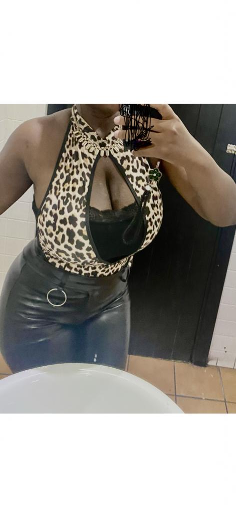 Chica busca chico en Sevilla: 