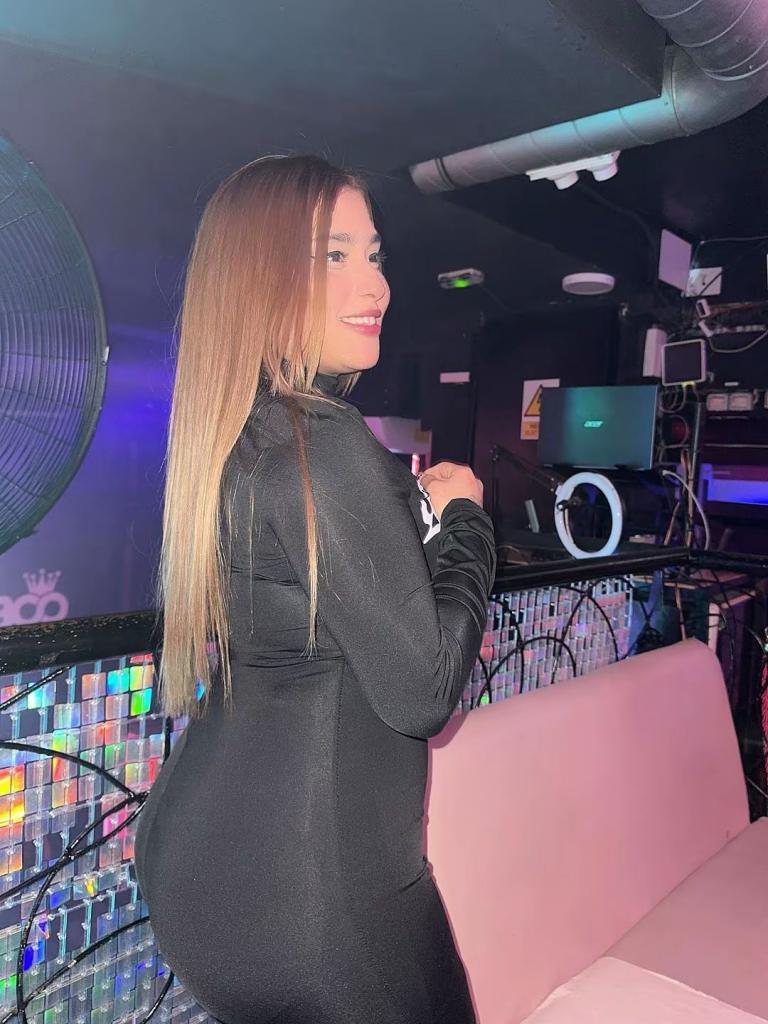 Chica busca chico en Zaragoza: Chica busca chico