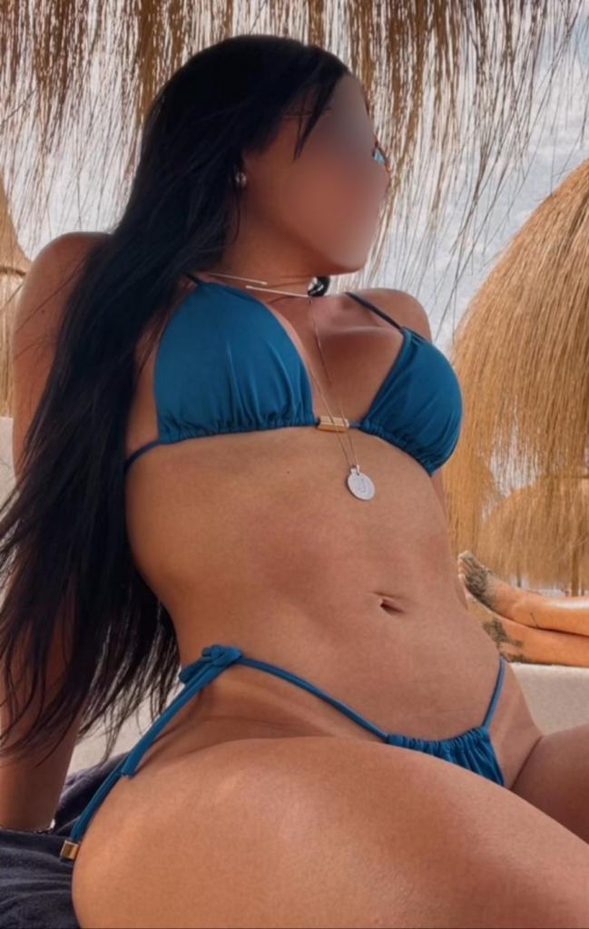 613440933: Chica busca chico en Málaga