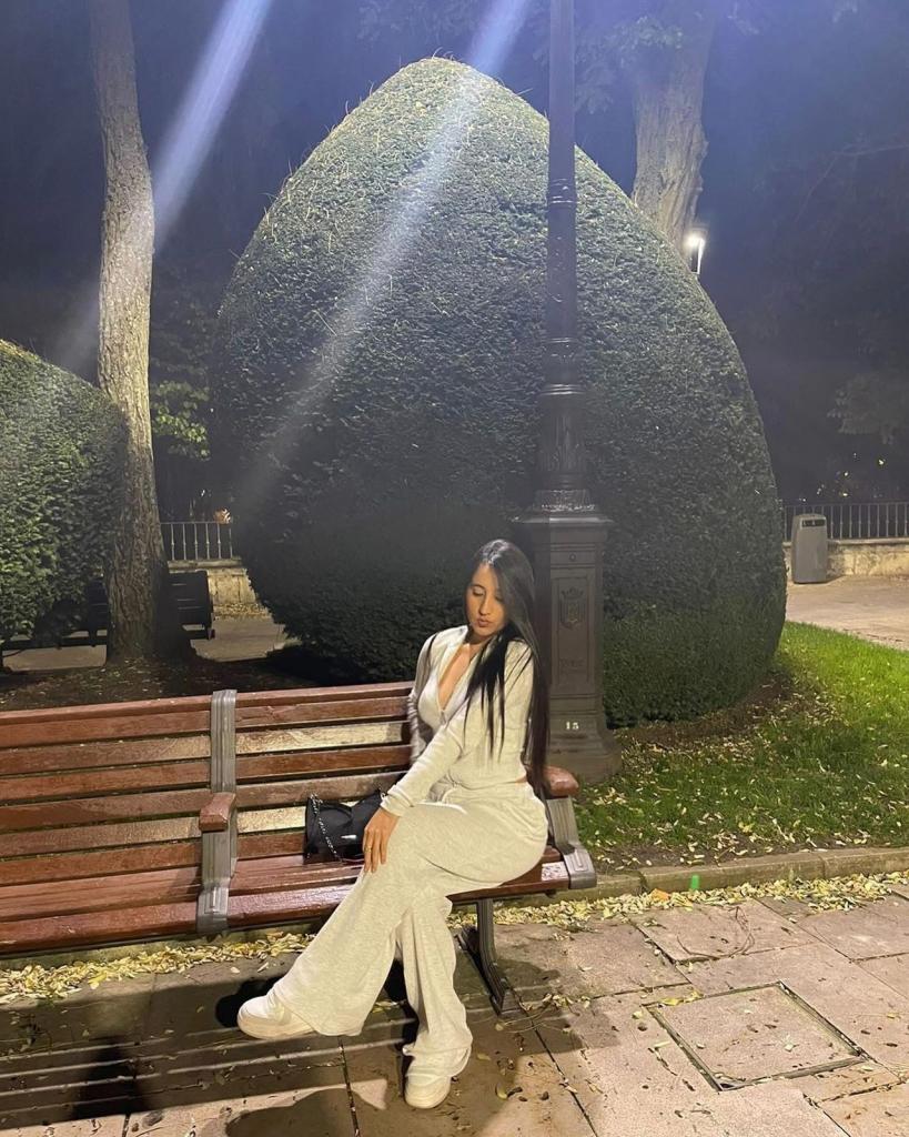 Chica busca chico en La Coruña: 