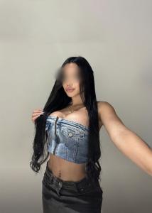 612408224: Chica busca chico en Barcelona