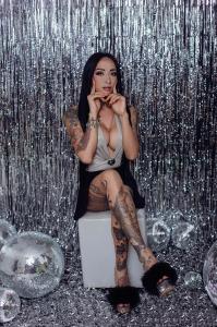 647695495: Travesti en Granada