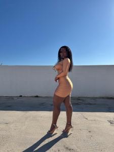 672413317: Chica busca chico en Castellón