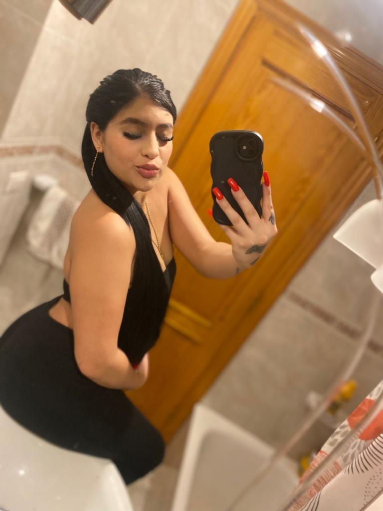 Chica busca chico en Tenerife: 