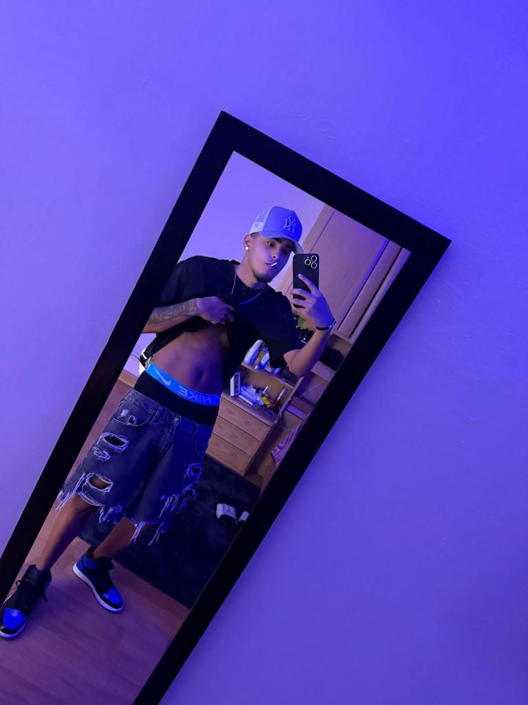 672954738: Chico busca chica en Valladolid