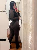 641917054: Chica busca chico en Sevilla