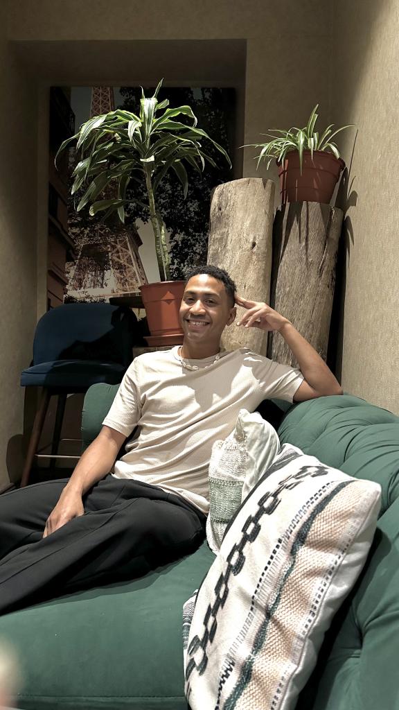 637162034: Chico busca chica en Málaga