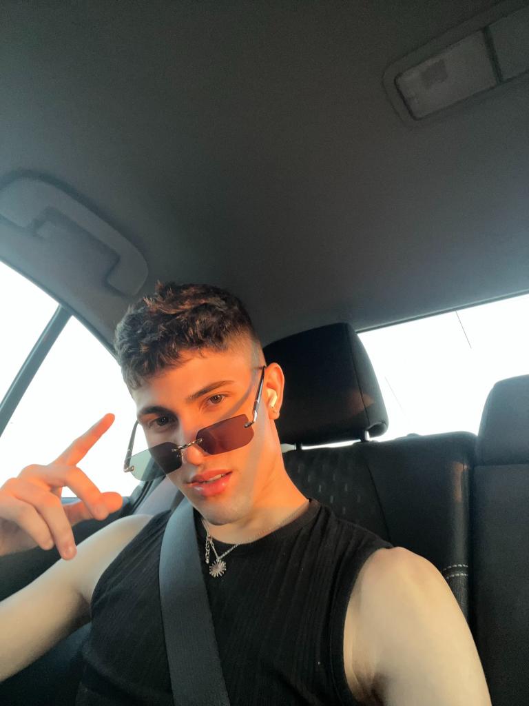 600310718: Chico busca chica en Alicante