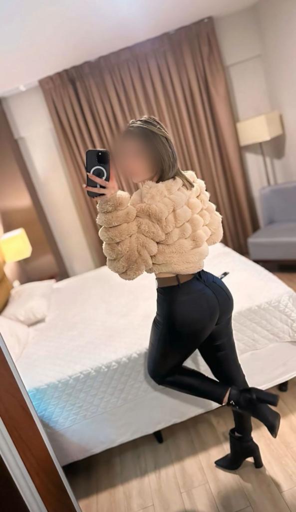 610873298: Chica busca chico en Zaragoza