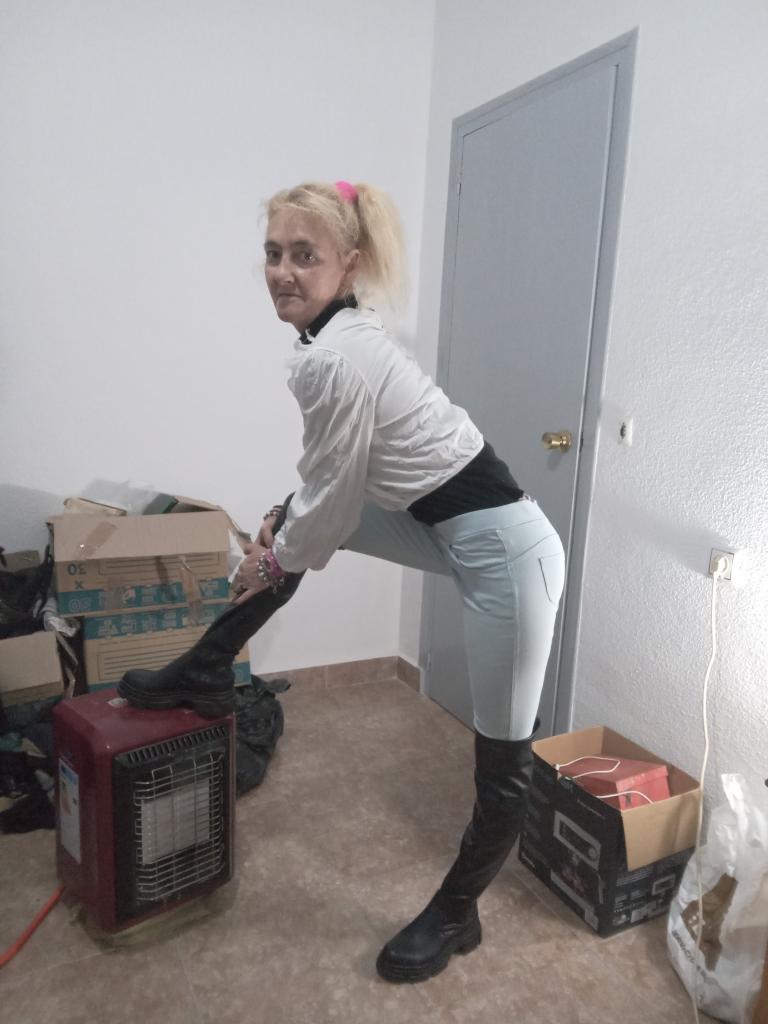 603704683: Chica busca chico en Murcia