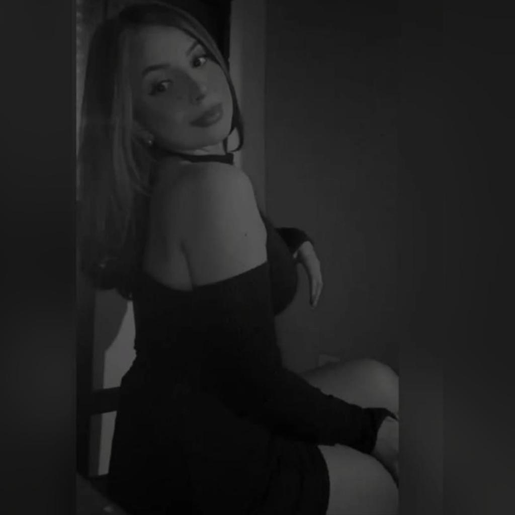 Chica busca chico en Granada: 