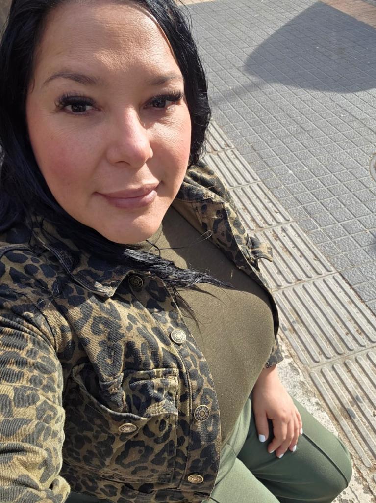 Chica busca chico en Alicante: 