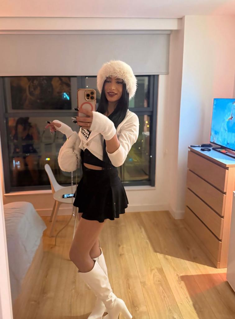 664292936: Travesti en La Coruña