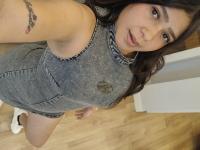 607489433: Chica busca chico en Granada