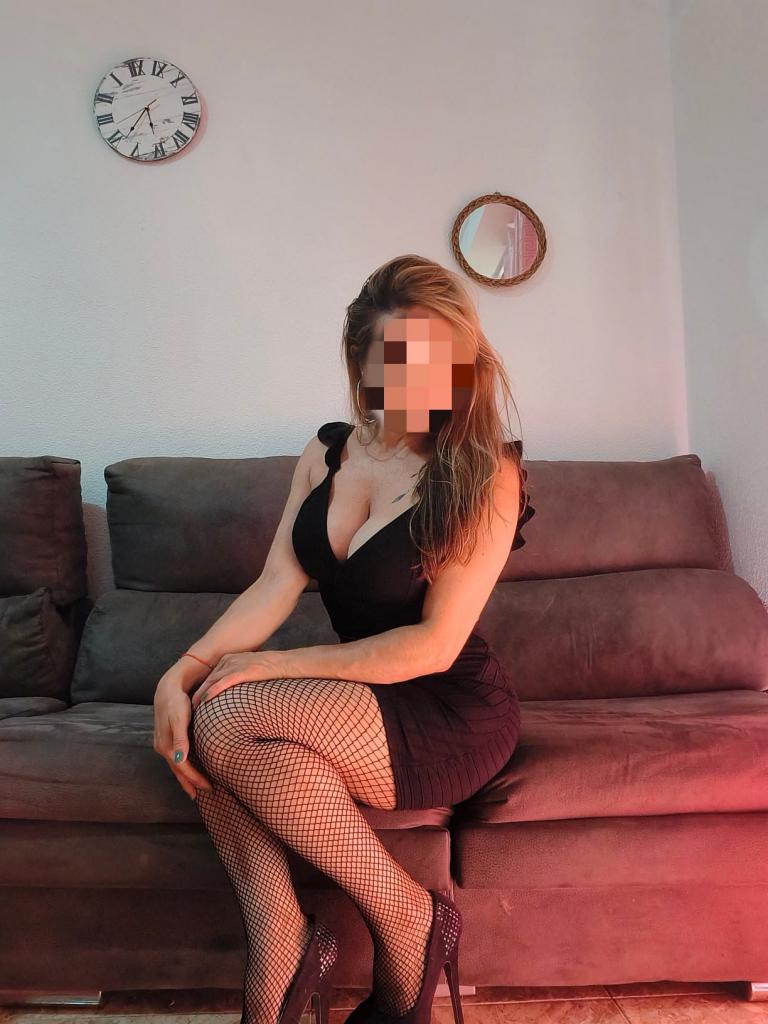 697347999: Chica busca chico en Alicante