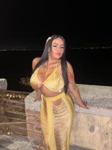 623348260: Chica busca chico en Barcelona