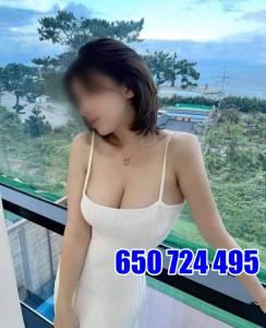 650724495: Chica busca chico en Sevilla