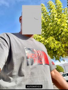 631069797: Chico busca chica en Sevilla