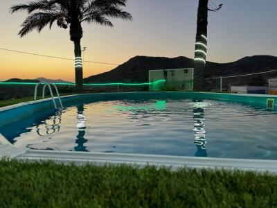 686652102: Chica busca chico en Madrid