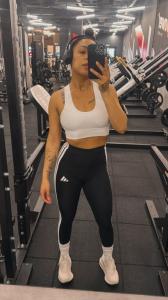 666321051: Chica busca chico en Barcelona