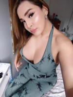 613806912: Travesti en León