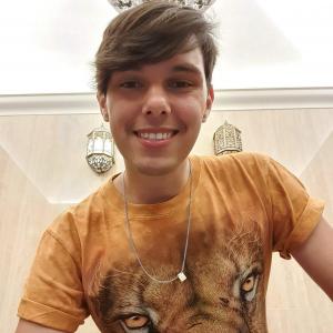 Chico busca chica en Málaga: 