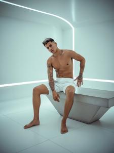 Chico busca chica en Madrid: 