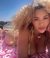 677263166: Chica busca chico en Mallorca