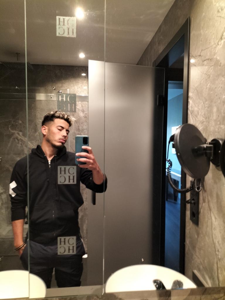 Chico busca chica en Madrid: 