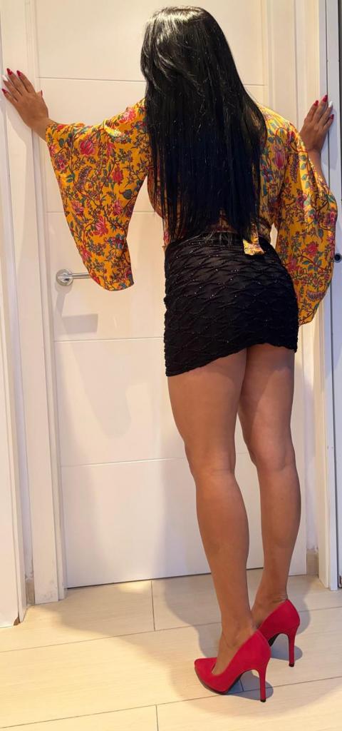 Chica busca chico en Cádiz: 