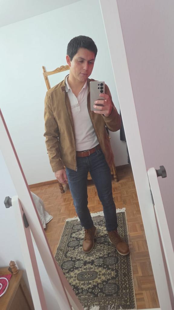 Chico busca chica en Asturias: 