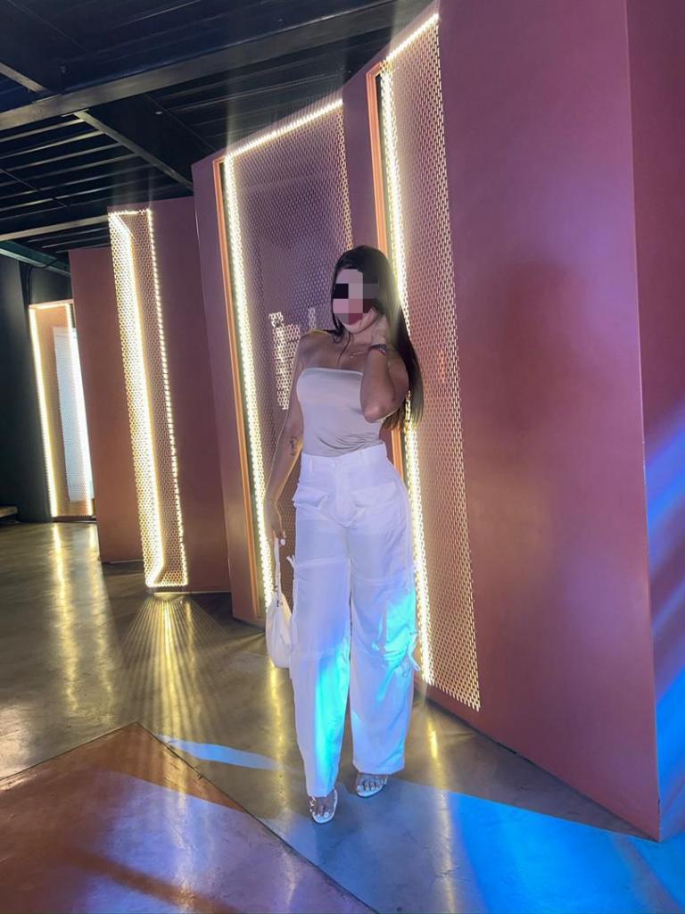 Chica busca chico en Sevilla: 