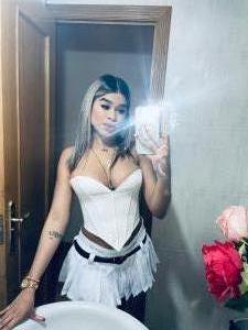 692288176: Chica busca chico en Málaga