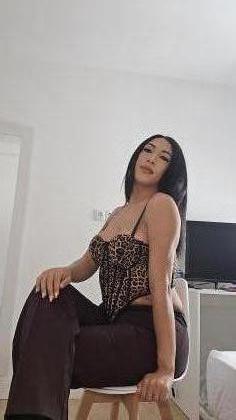 614877842: Chica busca chico en Valencia