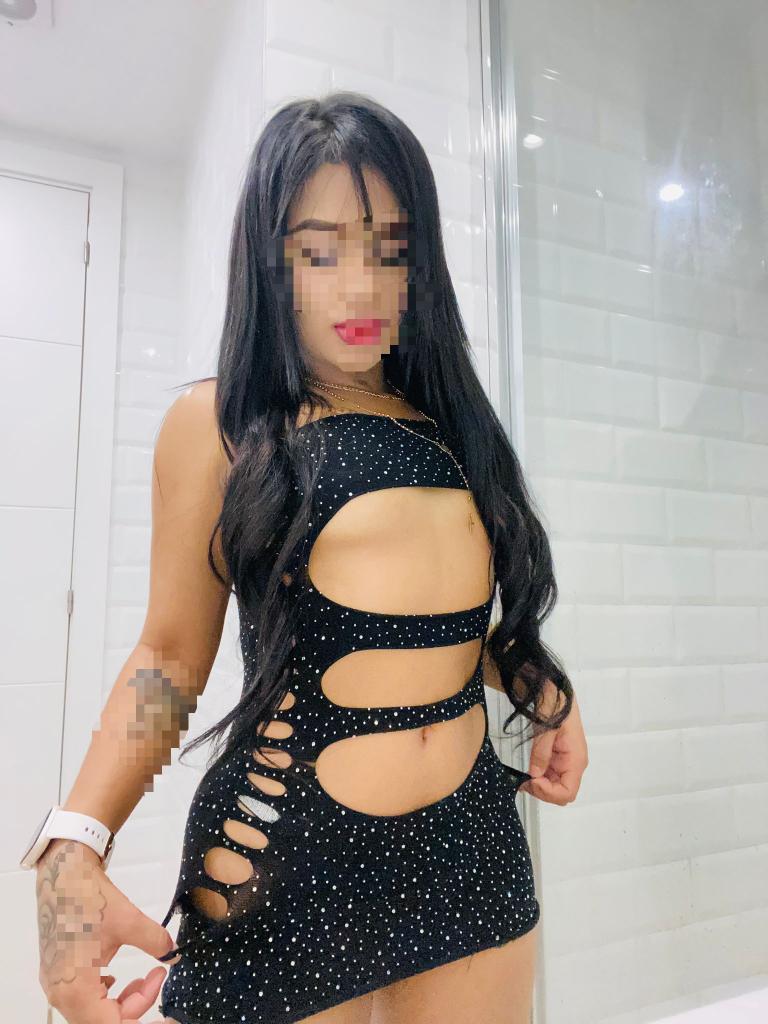 695042963: Chica busca chico en Málaga