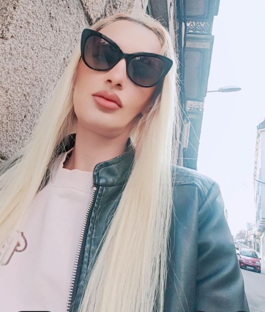 643712460: Chica busca chico en Pontevedra