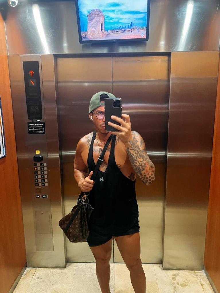 Chico busca chica en Málaga: 