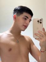 695313803: Chico busca chica en Barcelona