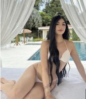 654892451: Chica busca chico en Barcelona