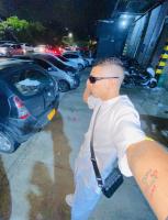 613158331: Chico busca chica en Pontevedra