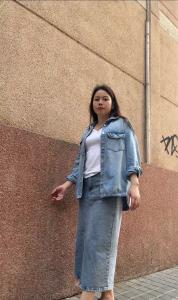 611867211: Chica busca chico en Barcelona