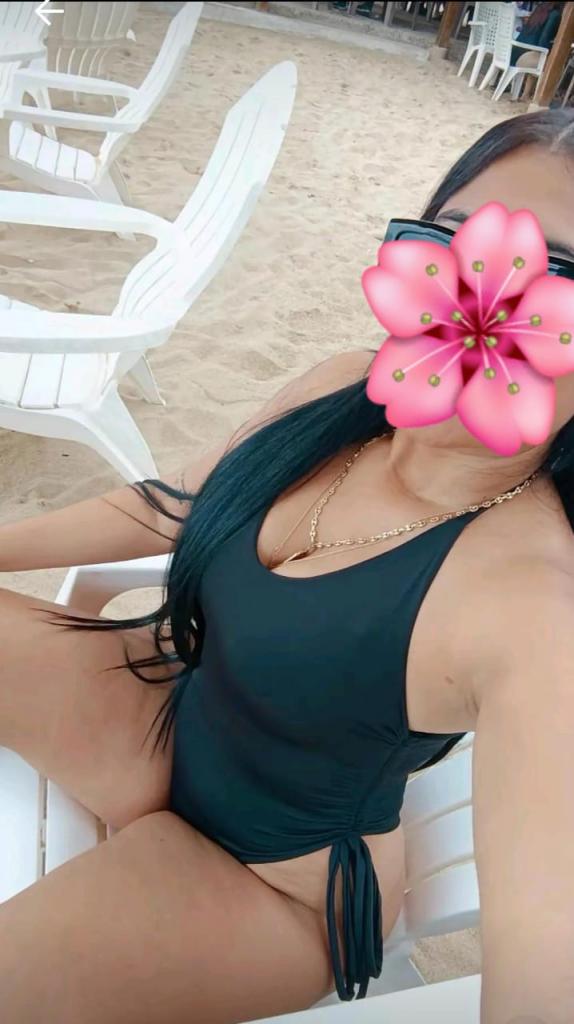 675939471: Chica busca chico en Cádiz