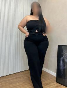 611291163: Chica busca chico en Barcelona