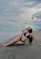 633568349: Chica busca chico en Barcelona