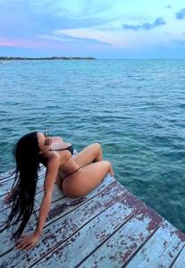 687906152: Chica busca chico en Málaga