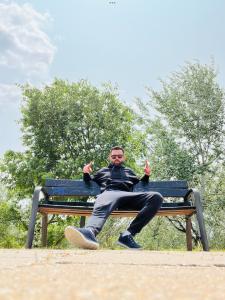 632248137: Chico busca chica en Zaragoza